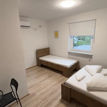 Guest house Lemonwood House