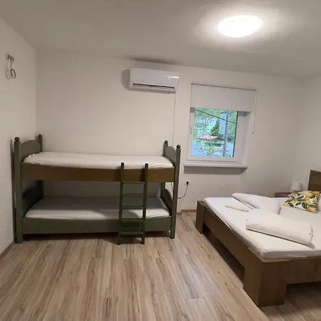 Guest house Lemonwood House Postojna