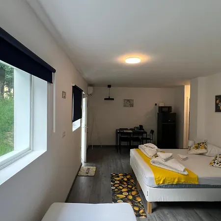 Lemonwood House Постойна