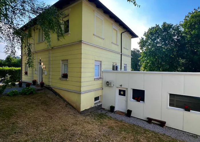 Lemonwood House ゲストハウス