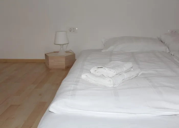 Lemonwood House 포스토이나